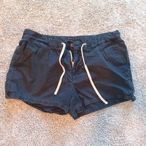 Large Gap black shorts